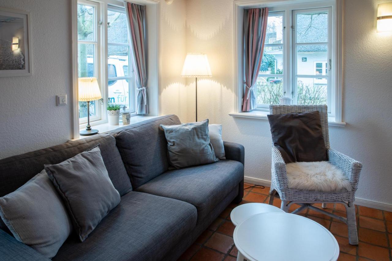 Ferienwohnung Oldsum Exterior foto